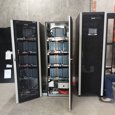 Efficacité 99% UPS15-500KVA de la série Eaton 93PR pour les solutions informatiques de bureau avancées