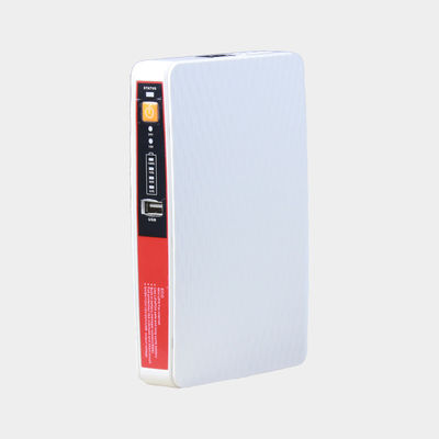 2023 5V 12V 24V mini UPS à courant continu avec batterie blanche LiFePO4 et batterie longue
