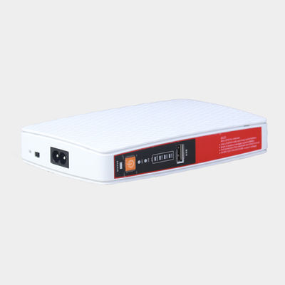 2000mAh*4 Capacité DC MINI UPS avec protection par adaptateur pour le routeur Wi-Fi et sauvegarde CCTV